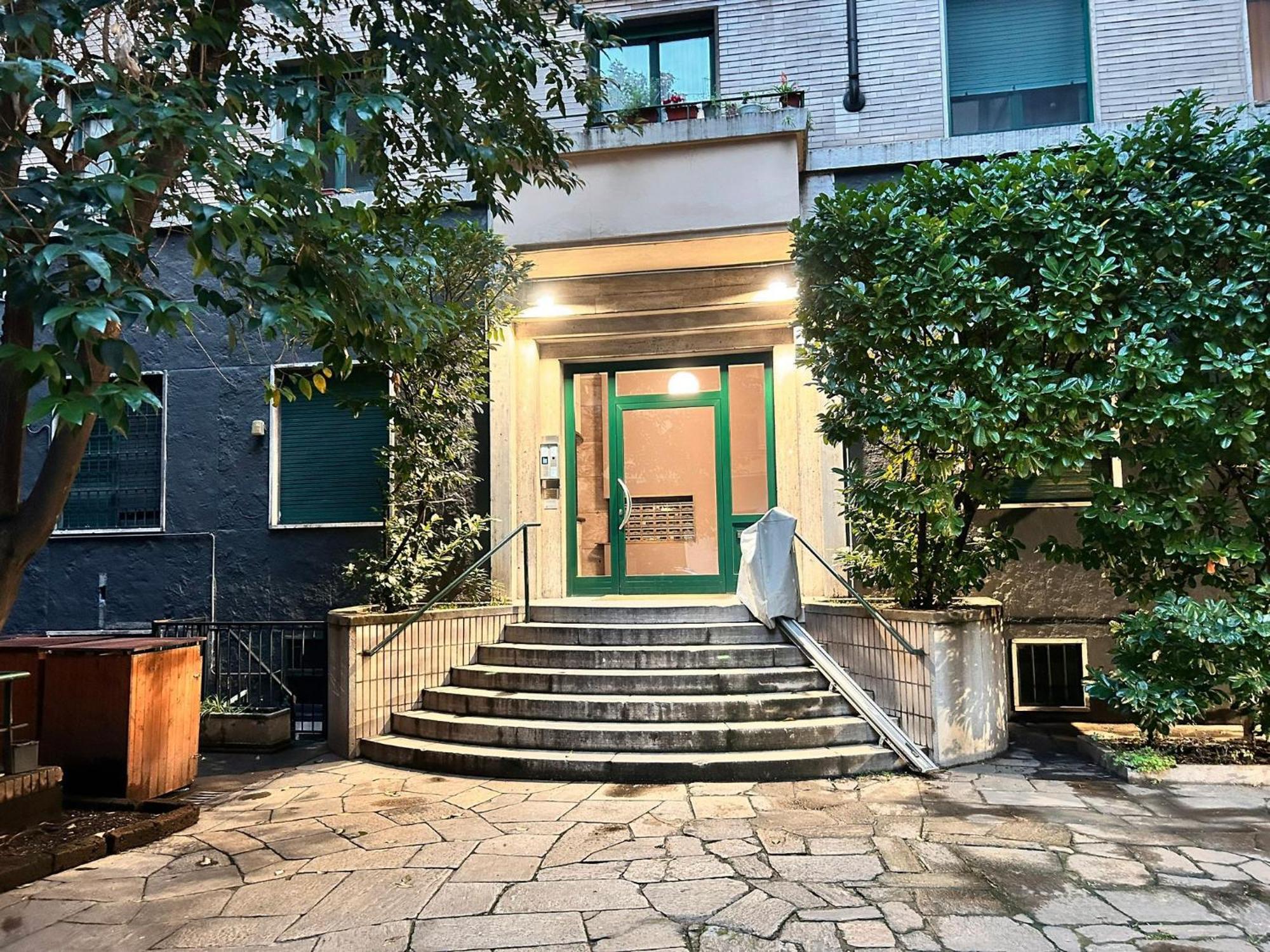Sant'Ambrogio Charme Apartment Milano Eksteriør billede